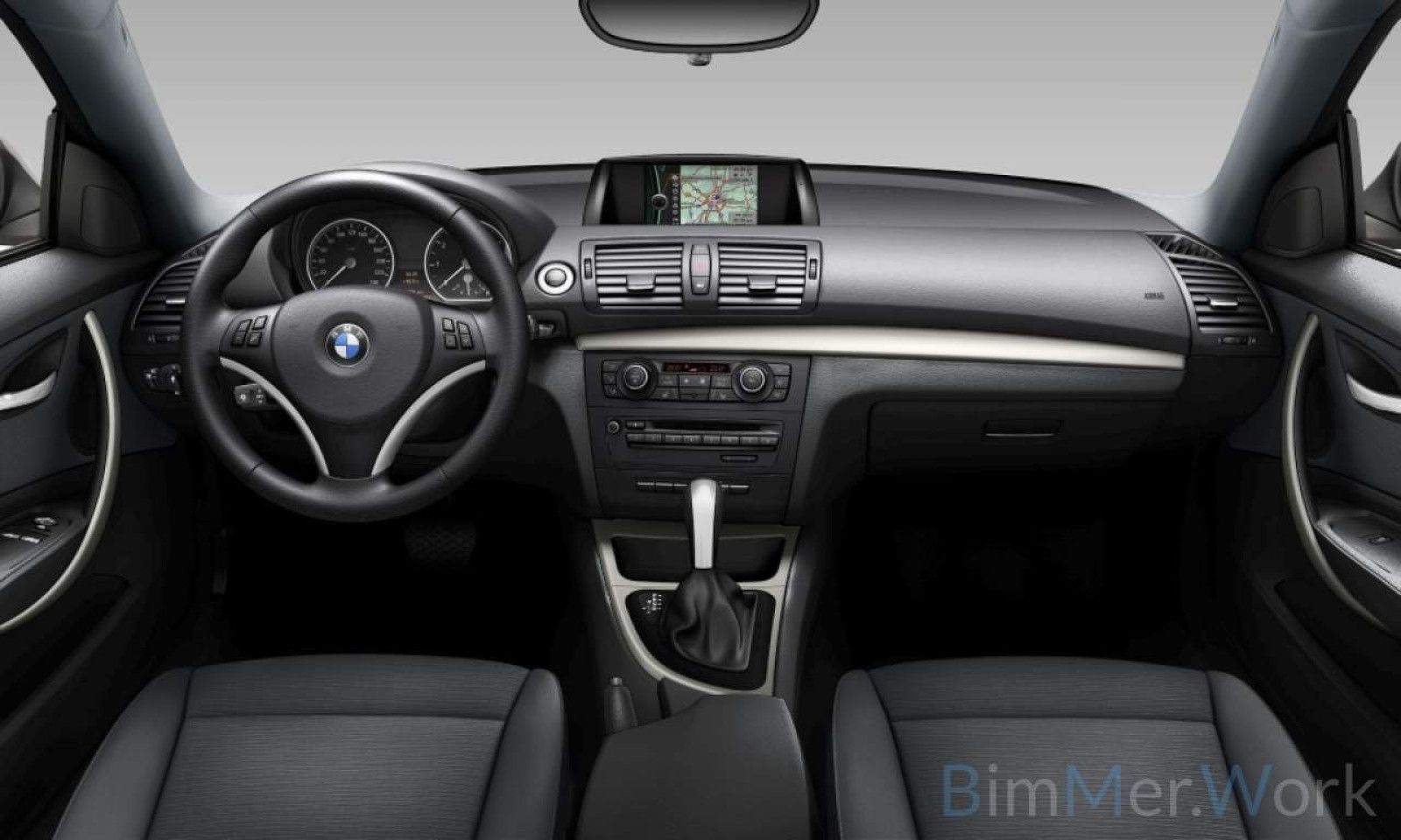 Fahrzeugabbildung BMW 116i Navi PDChint. Sitzhzg Geschwindigkeitsreg