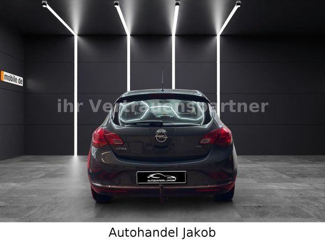 Opel Astra J Lim. 5-trg. Selection/TÜV_SERVICE_NEU!