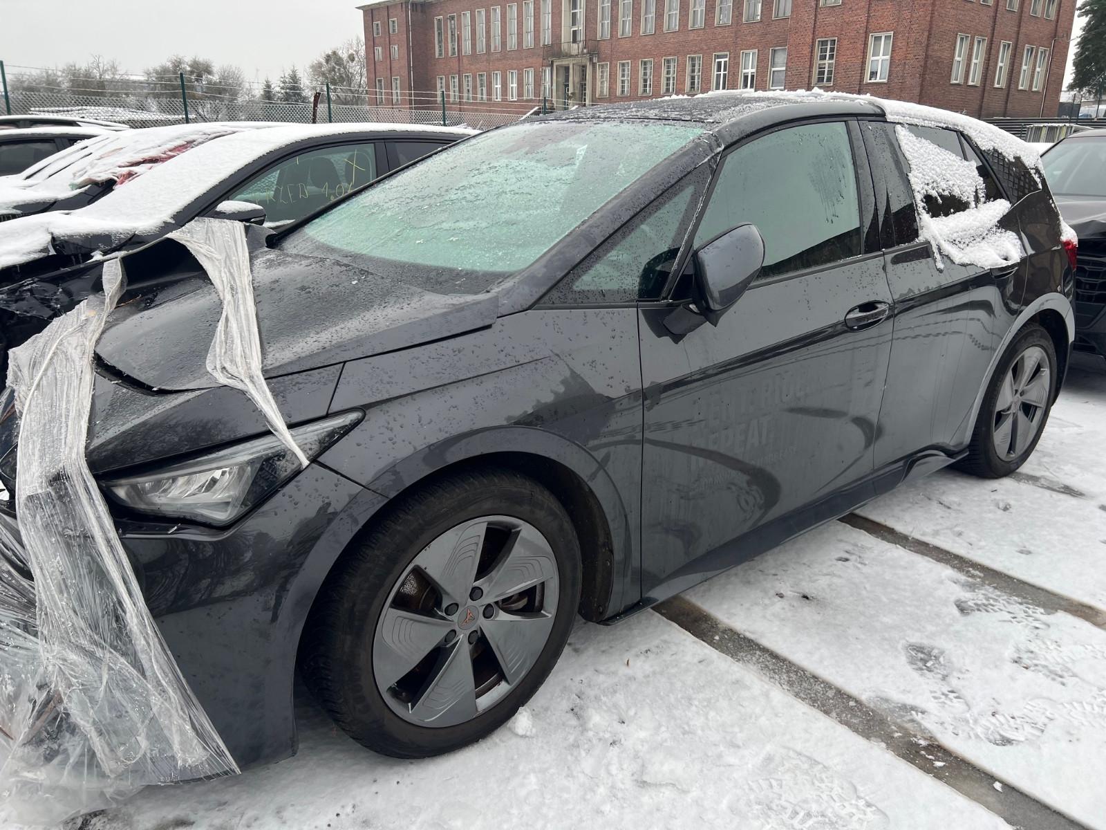 Cupra Born 150 kW 216