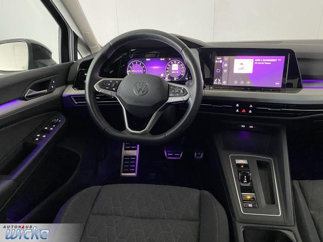 Golf VIII 1.5 eTSI DSG Move NAVI KLIMA PDC