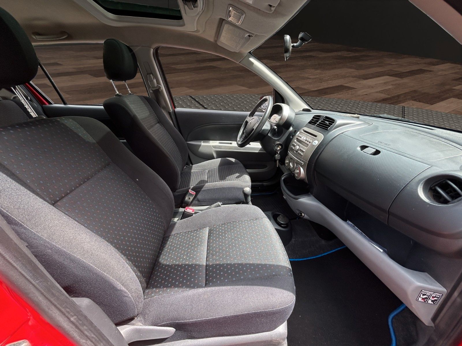 Fahrzeugabbildung Daihatsu Sirion 1.0 Klima/GSSD/Parktronik/TÜV NEU/2Hand