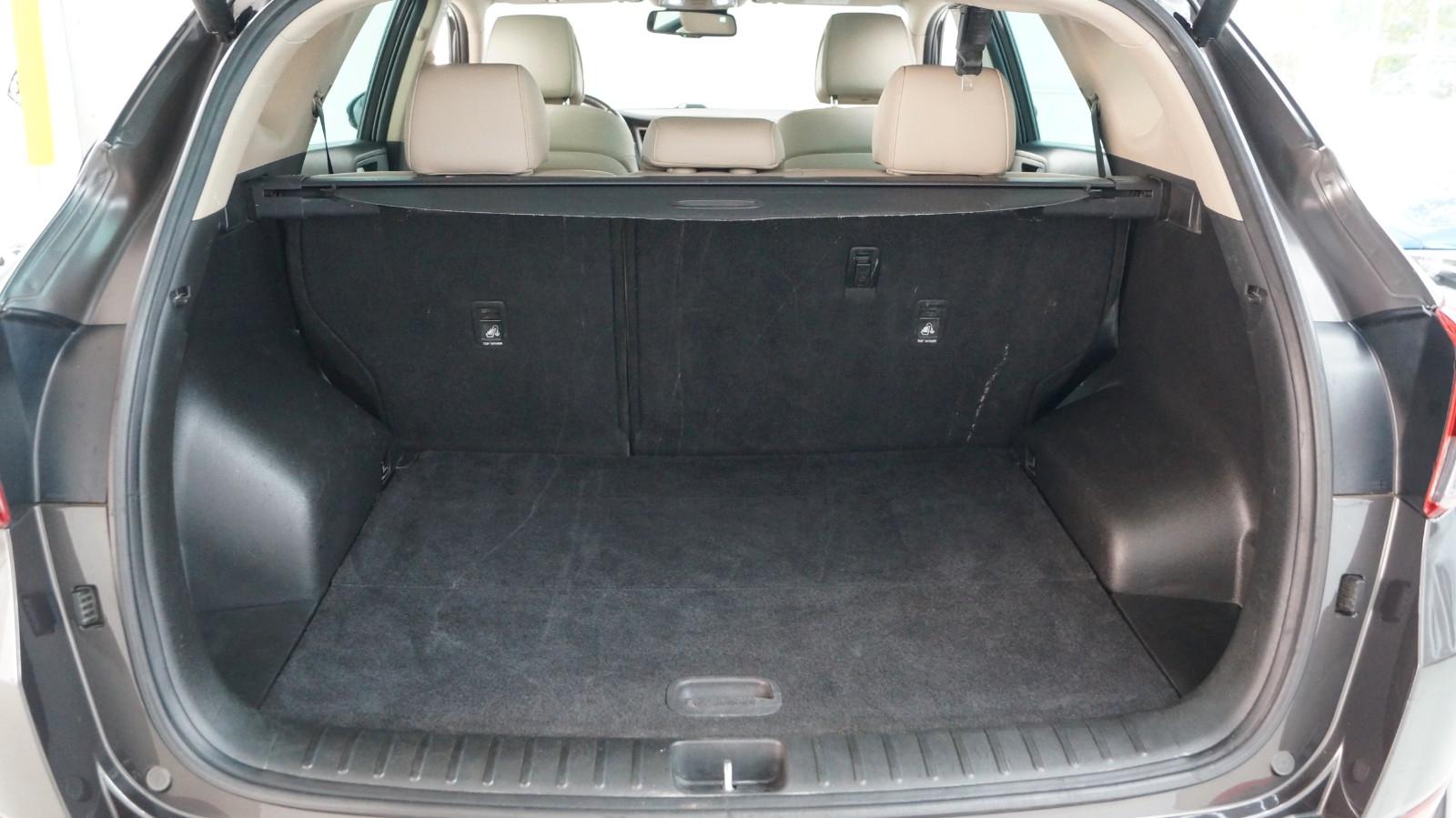 Hyundai Tucson Premium 4WD Automatik Kamera LED PDC BC