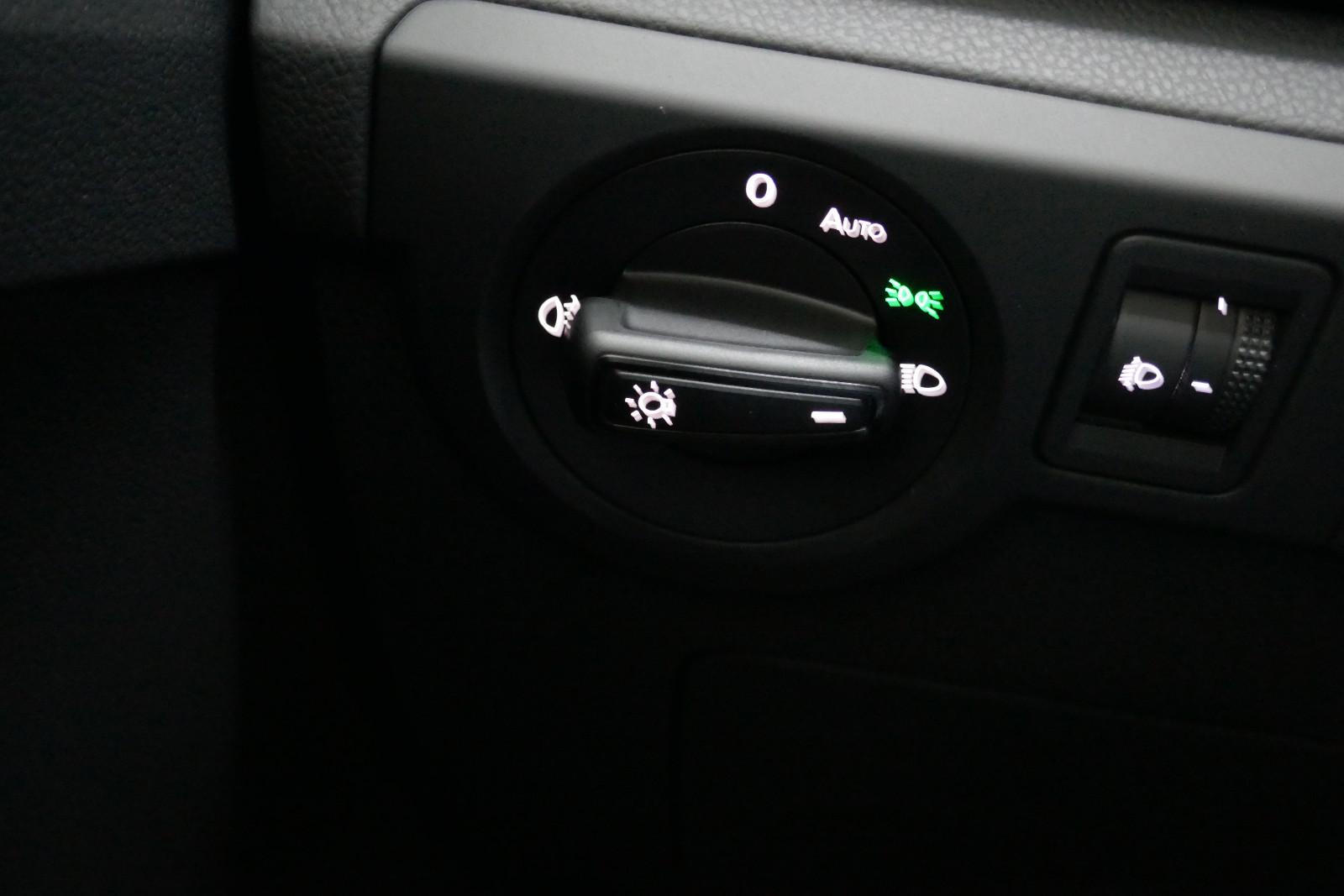 Volkswagen T-Cross 1.0 TSI Life Kamera-SH-Klima-DSG, миниатюра 15
