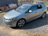 Opel Astra J 1.6 Turbo  OPC Line - Opel Astra: J Opc Line