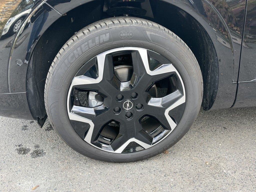 Fahrzeugabbildung Opel Grandland ATUltimate