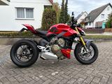 Ducati Streetfighter V4S - DUCATI ST4