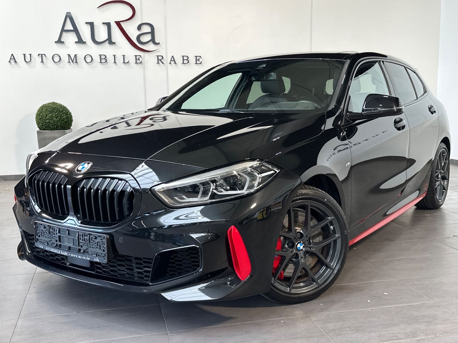 Fahrzeugabbildung BMW 128 ti Sport-Aut. NAV+LED+PANO+HUD+SHZ+PDC+DAB