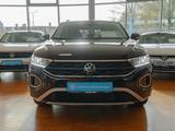 Volkswagen T-Roc 2.0 TDI Move KLIMA PDC SHZ KAMERA ACC LED - VW T-Roc Move Gebrauchtwagen