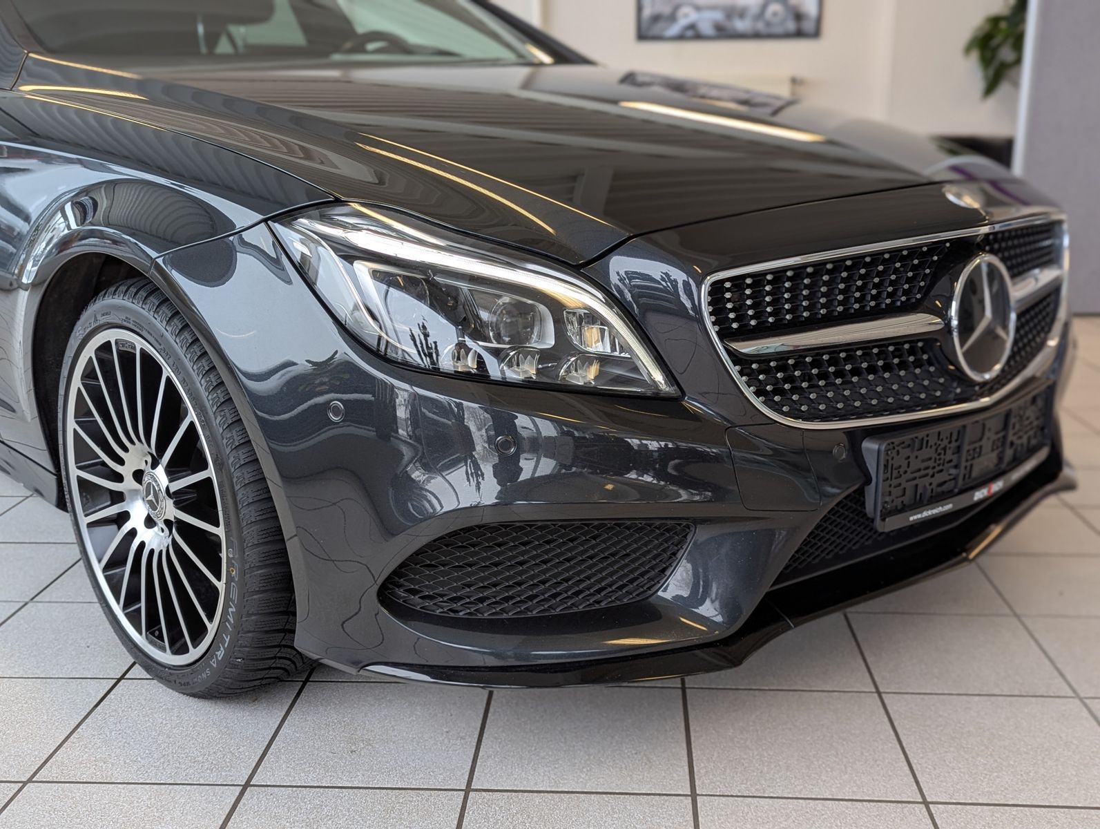 MERCEDES-BENZ CLS 350 d 4Matic AMG StHz. Multibeam Memory 360° - Image 9