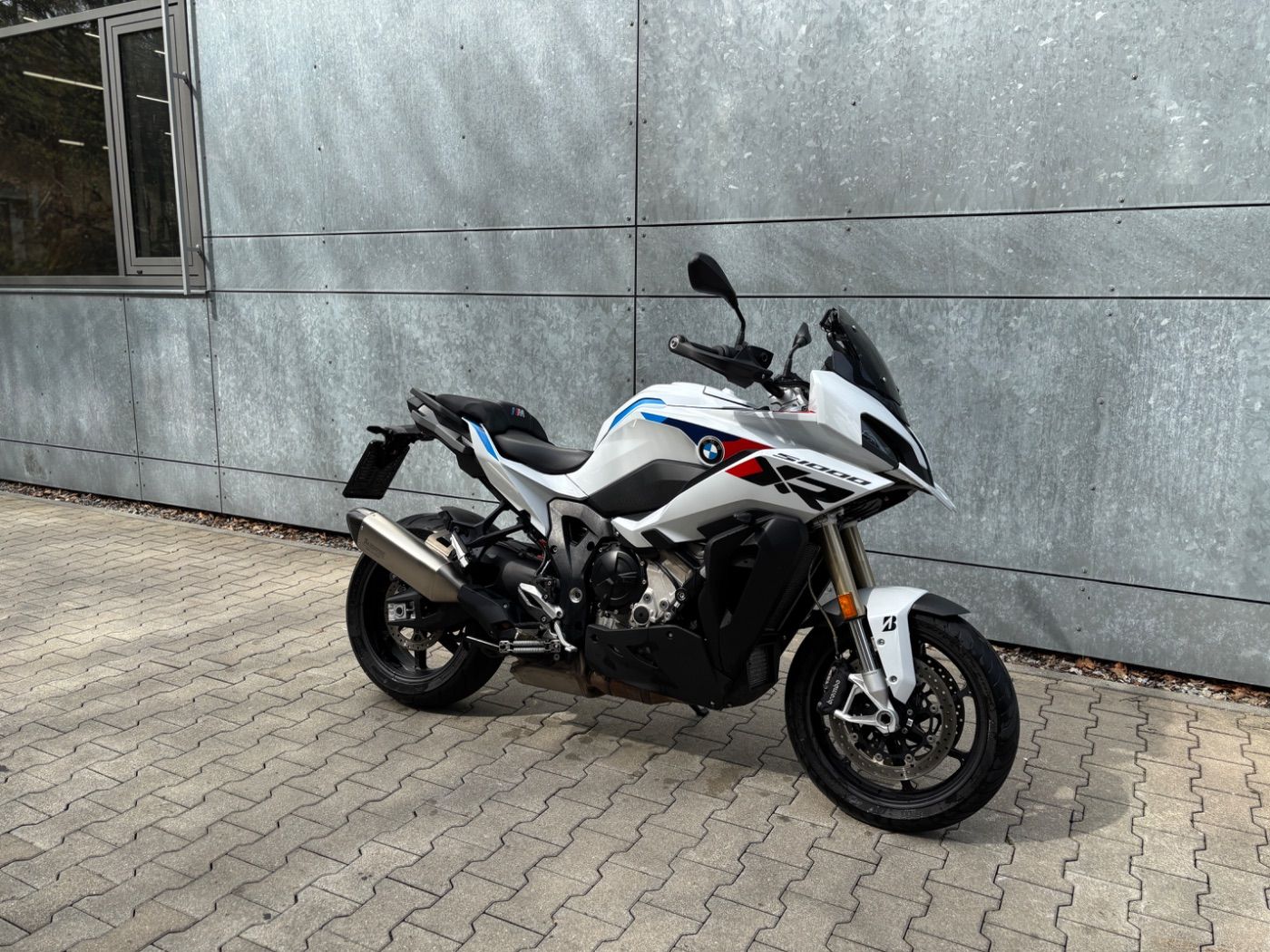 Fahrzeugabbildung BMW S 1000 XR M Paket, Schmiederäder Modell 2025