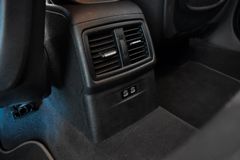 BMW X2 sDrive 20 i~Automatik~Navi~LED~Sportsitze~AHK