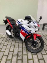 Honda CBR 125 R (JC 50) - HONDA CB 125 J