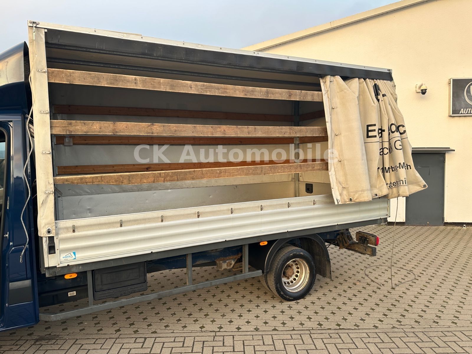 Fahrzeugabbildung Mercedes-Benz Sprinter II Pritsche/Plane 516CDI/Navi/Klima/AHK