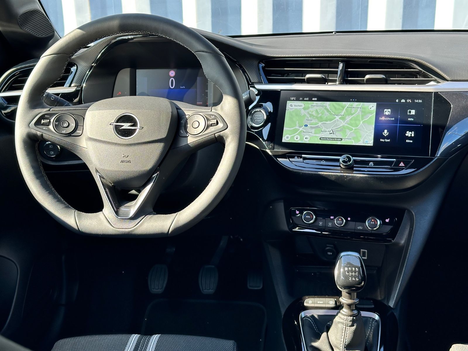 Fahrzeugabbildung Opel Corsa F GS*Allwetter*SHZ*LHZ*PDC*NAVI*IntelliLux