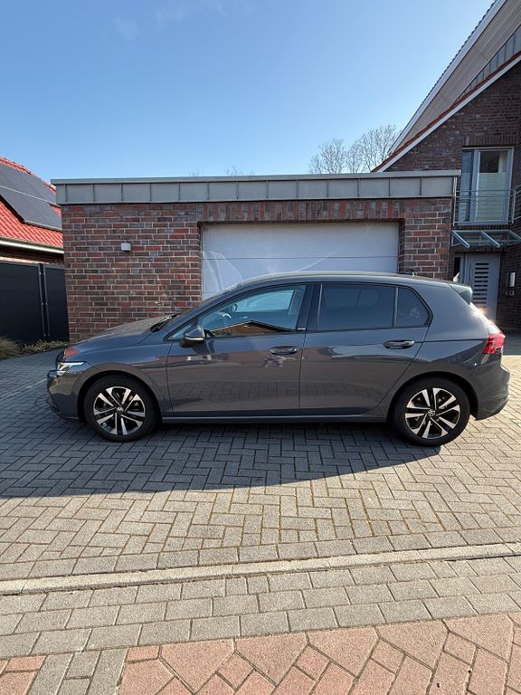 Image of Volkswagen Golf