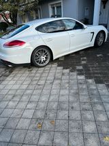 Porsche  Panamera - Porsche Panamera in München