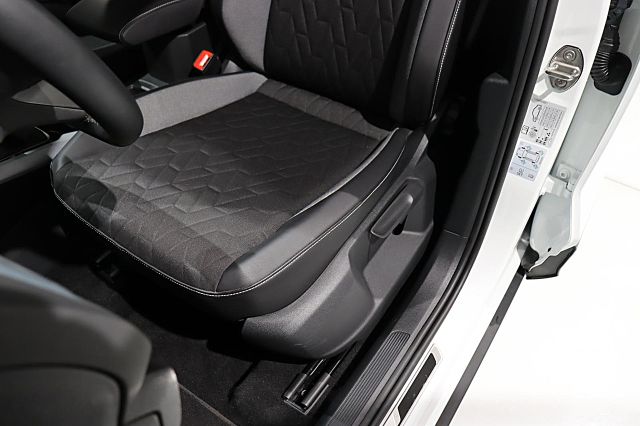 T-Roc GOAL 2.0 TDI 110kW DSG AHK ACC Kamera LED 