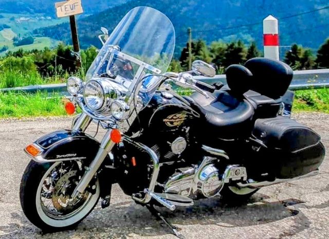 Harley-Davidson Harley Davidson Road King Classic Top-Zustand