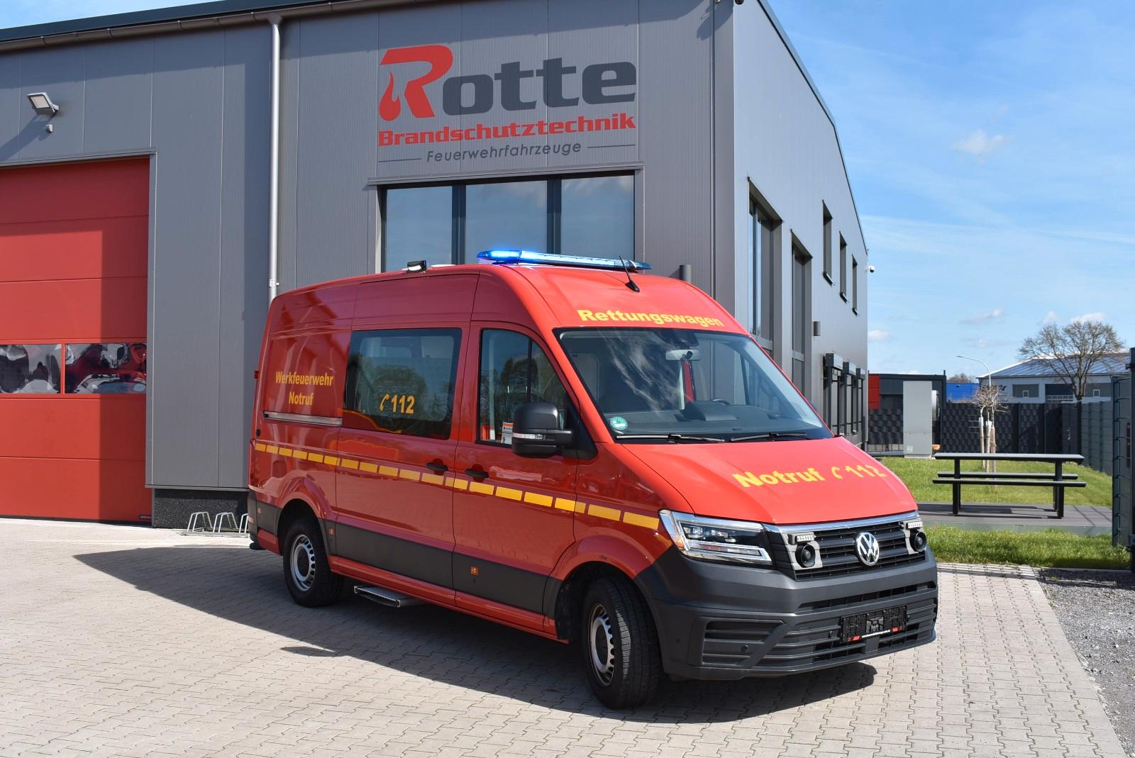 Volkswagen Crafter 35 Hochdach FWD Autom. Rettungswagen RTW