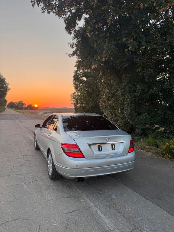 Mercedes-Benz C 200