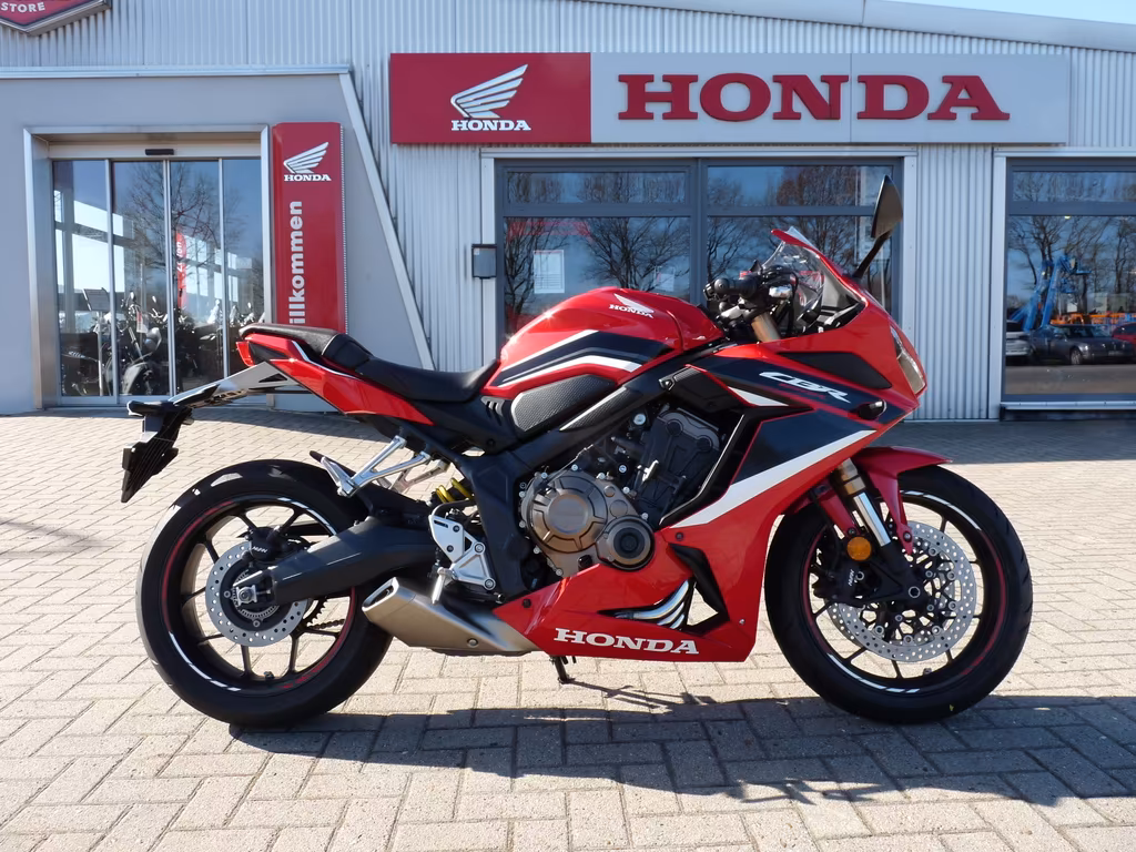 Honda CBR 650 R ABS 1.Hand , Top Zustand