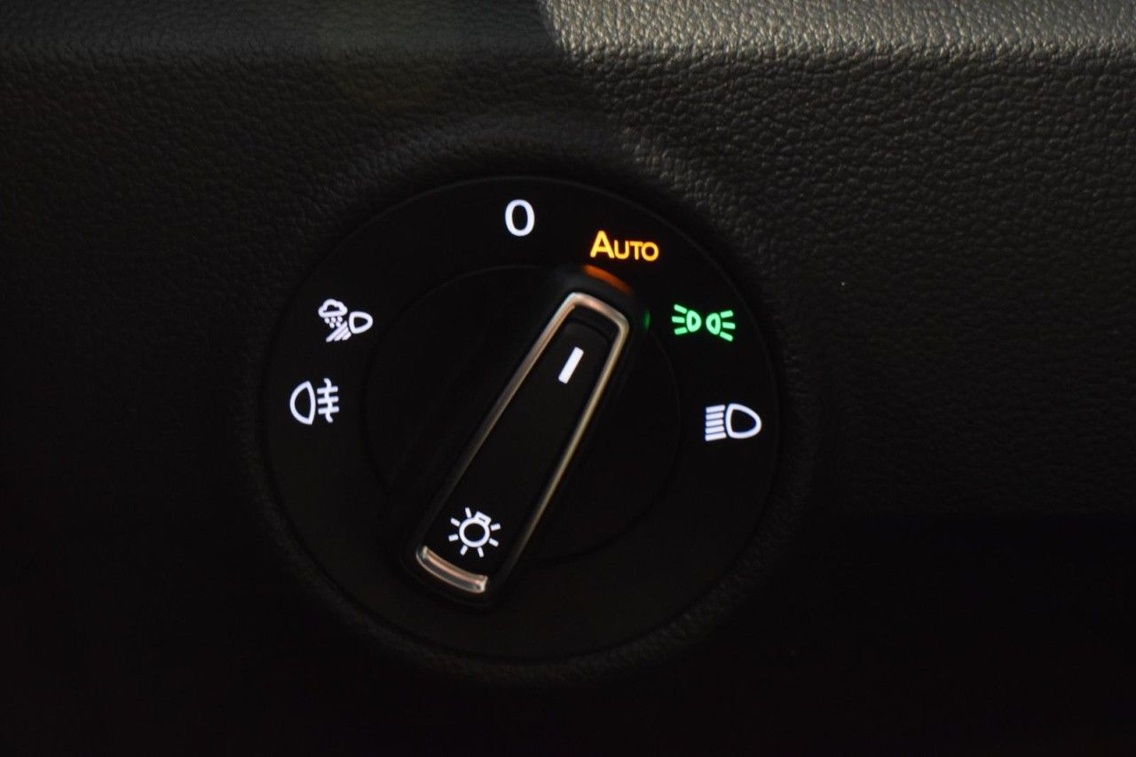 Volkswagen T-Roc - Bild 12