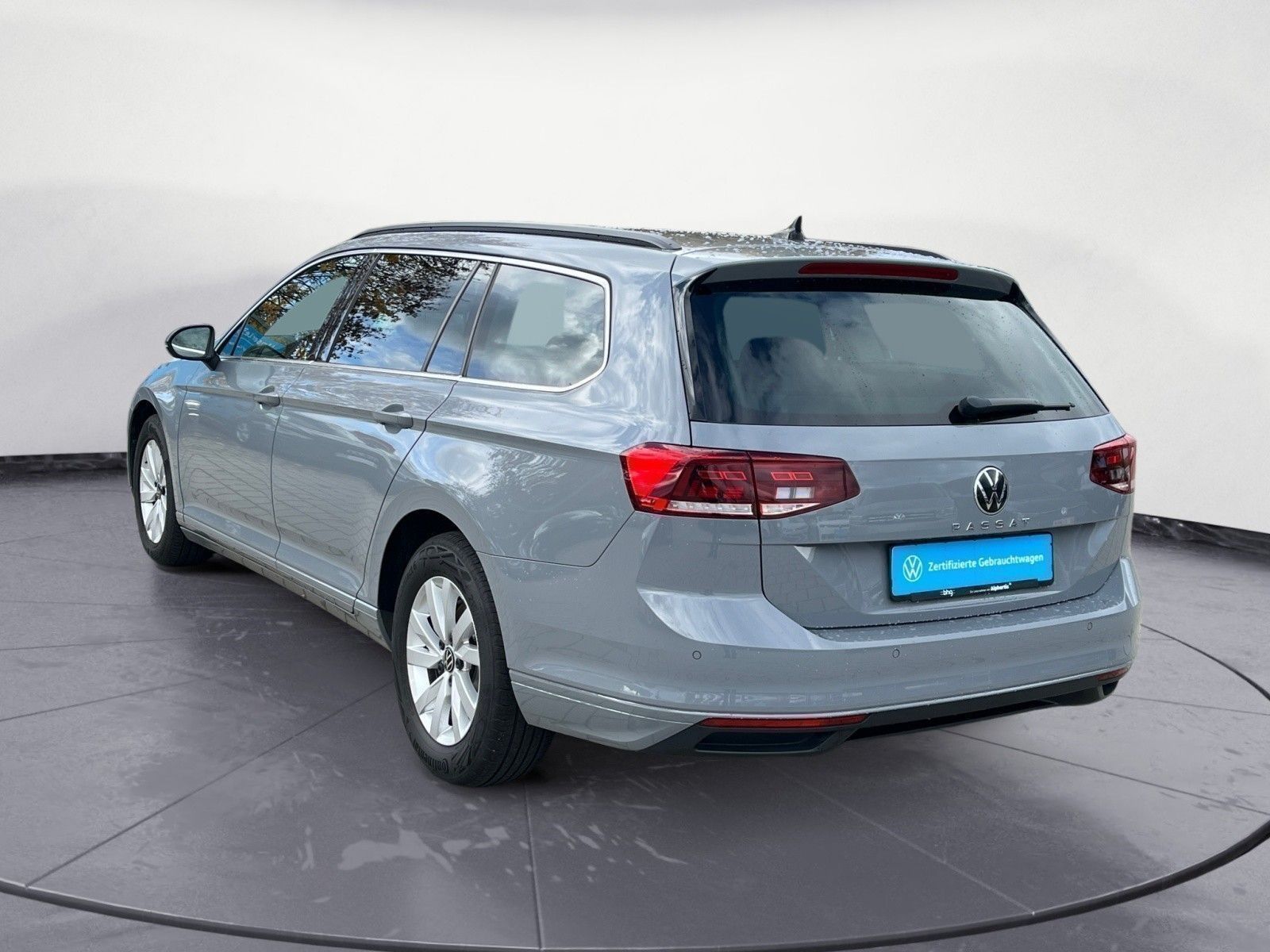 Volkswagen Passat Variant - Bild 4