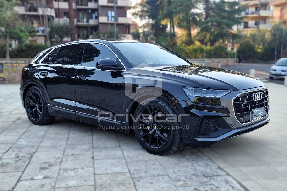 Audi AUDI Q8 50 TDI 286 CV quattro tiptronic Sport imagem 3