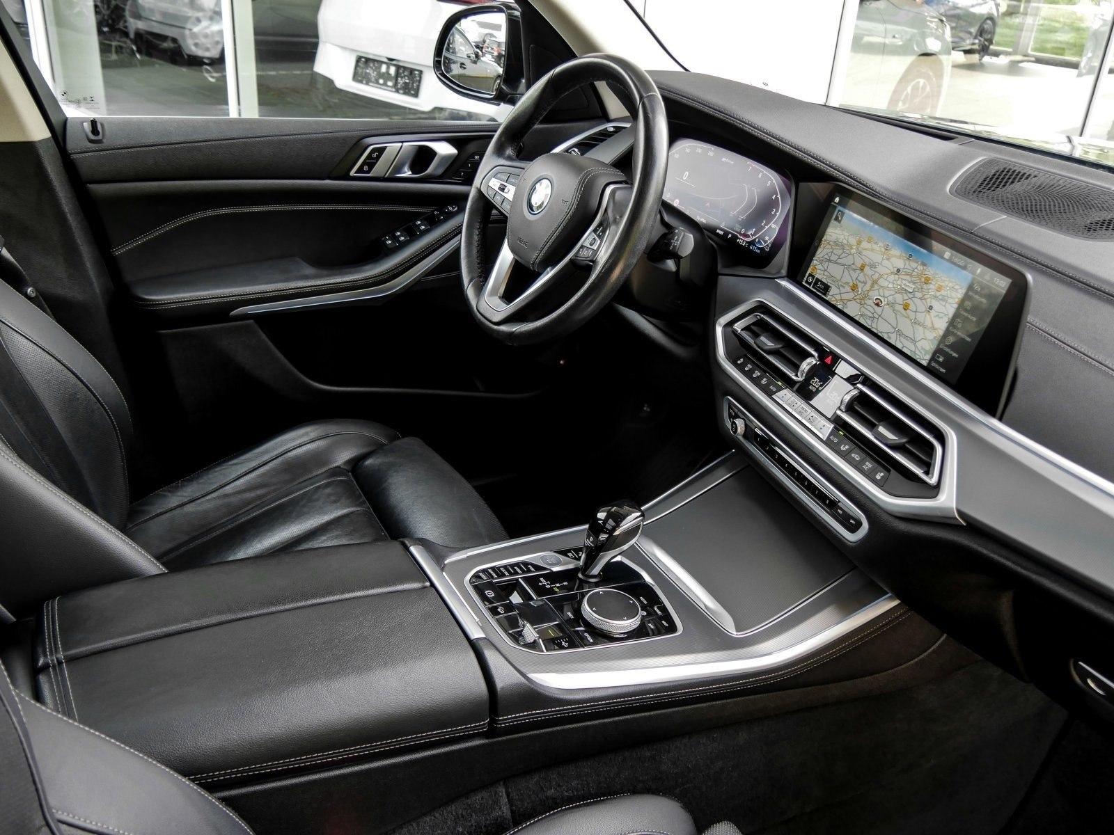 BMW X5 xDrive45e xLine HUD PANO AHK NAVI LED Laser