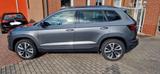 Skoda Karoq 1.5l TSI *LUXUSAUSSTATTUNG* *WIE NEU*  - : Geländewagen, Luxus