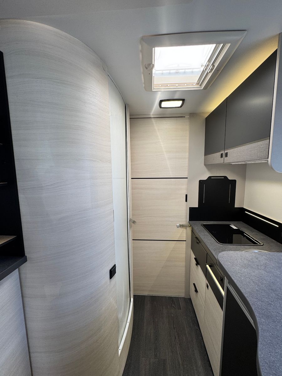 Chausson 660 TITANIUM ULTIMATE AUTOMATIK SOLAR TV SAT HUB