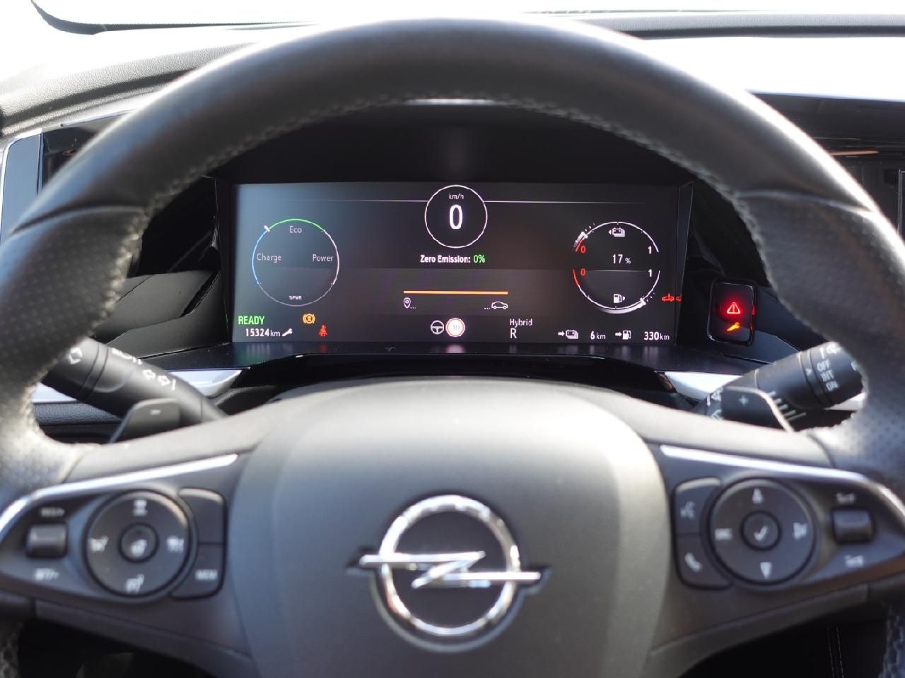 Fahrzeugabbildung Opel Grandland 1,6 GSe Plug-in Hybrid