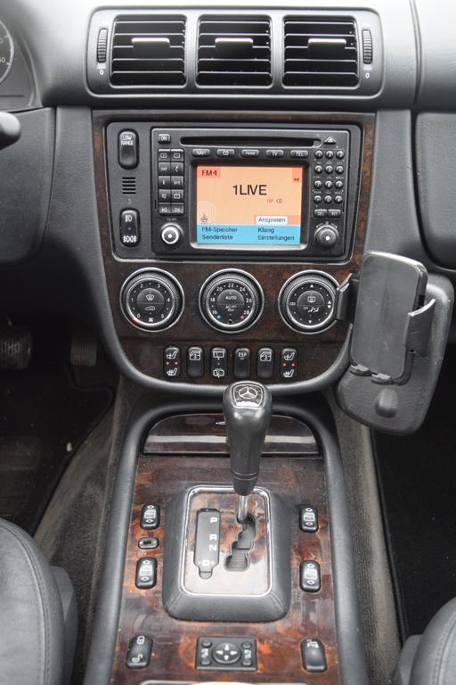 Mercedes-Benz ML 400