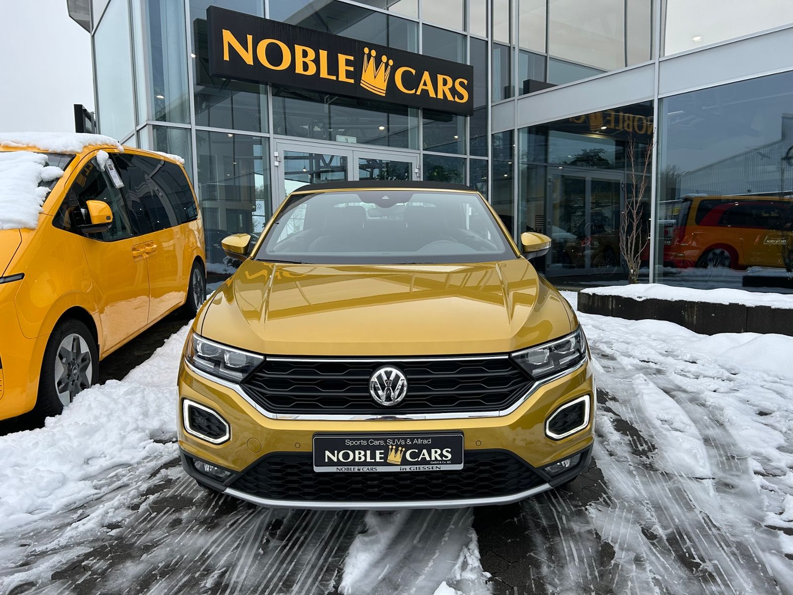 Fahrzeugabbildung Volkswagen T-Roc Cabriolet Style ACC LED NAV SHZ