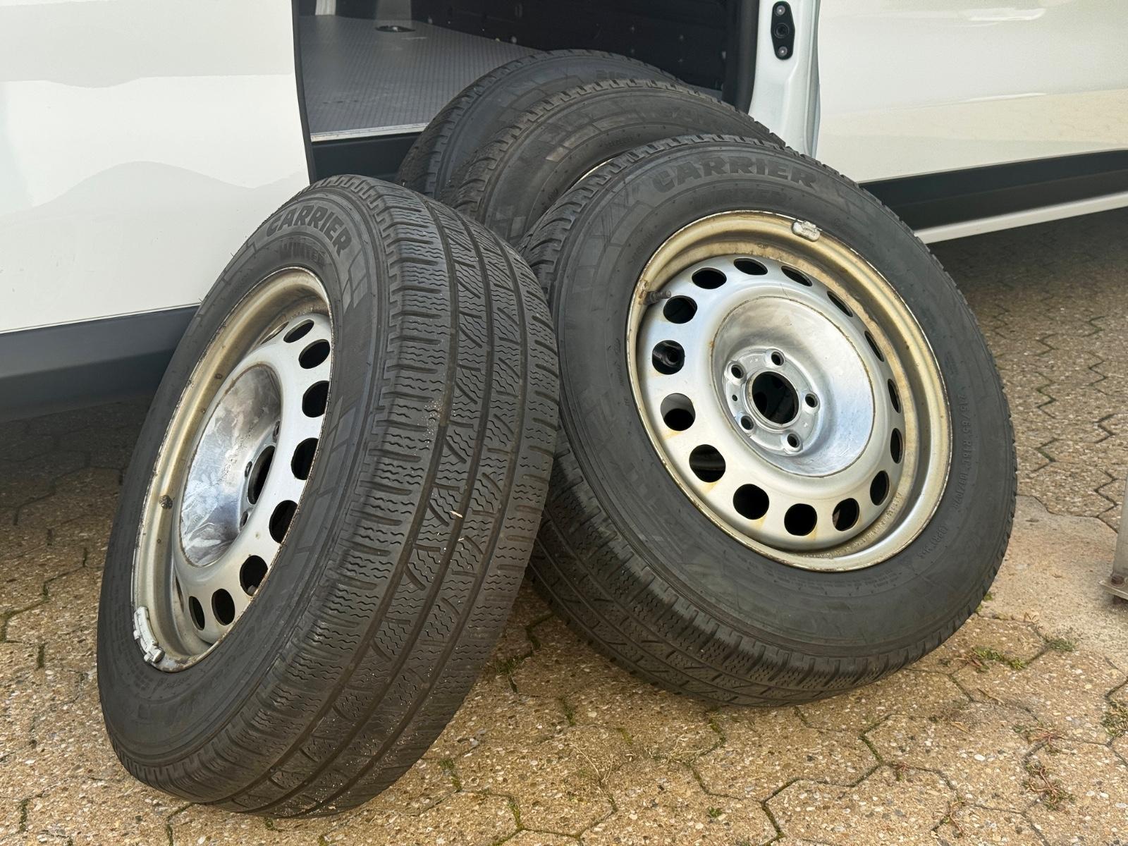 Peugeot Expert Kasten L2H1 Premium 3-Sitze Navi AHK Reg.