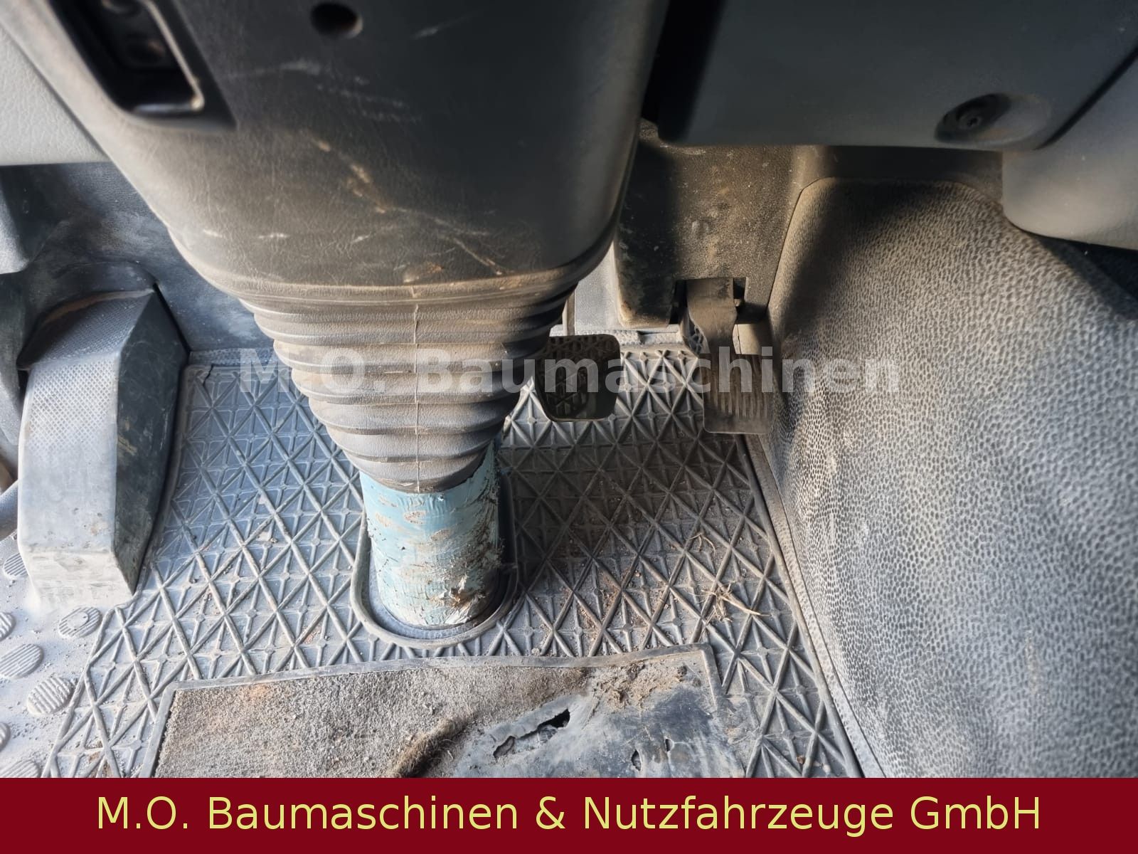 Fahrzeugabbildung Mercedes-Benz Actros 2541/ AC / Euro 5/L+L Achse/Meiller AK 16