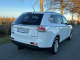 Mitsubishi Outlander Business Edition 2.0 Automatik 7-Sitze - gebrauchte Mitsubishi Outlander aus dem Jahr 2015