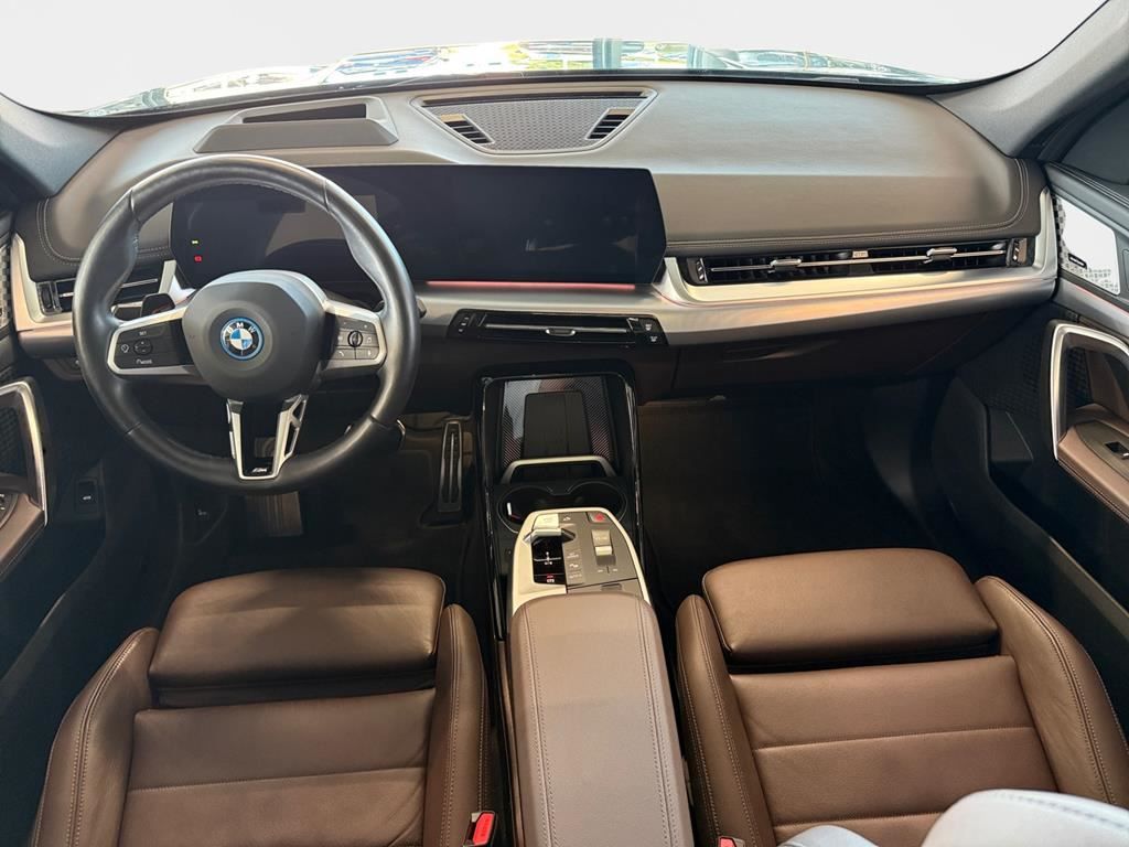 BMW iX1 xDrive30 M Sport AHK+ACC+Individual+Pano+ foto 13