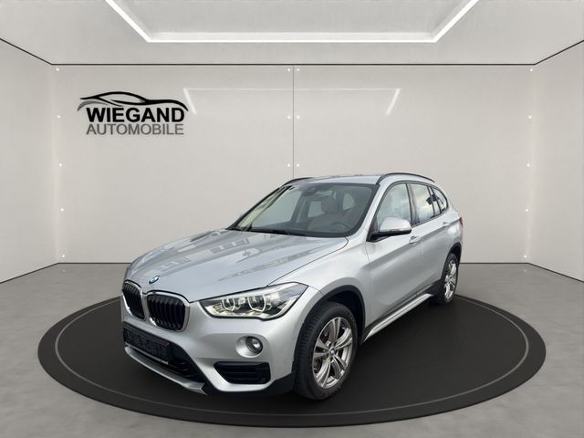 BMW X1 xDrive20i Sport Line +Navi, Leder, Rückfa