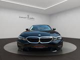 BMW 318d Advantage *1.Hand*Bluetooth*PDC* - BMW 3er Reihe Gebrauchtwagen