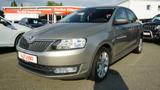 Skoda Rapid 1.2 Joy Tempomat Sitzheizung Klimaaut. PDC - Skoda Rapid: Limousine