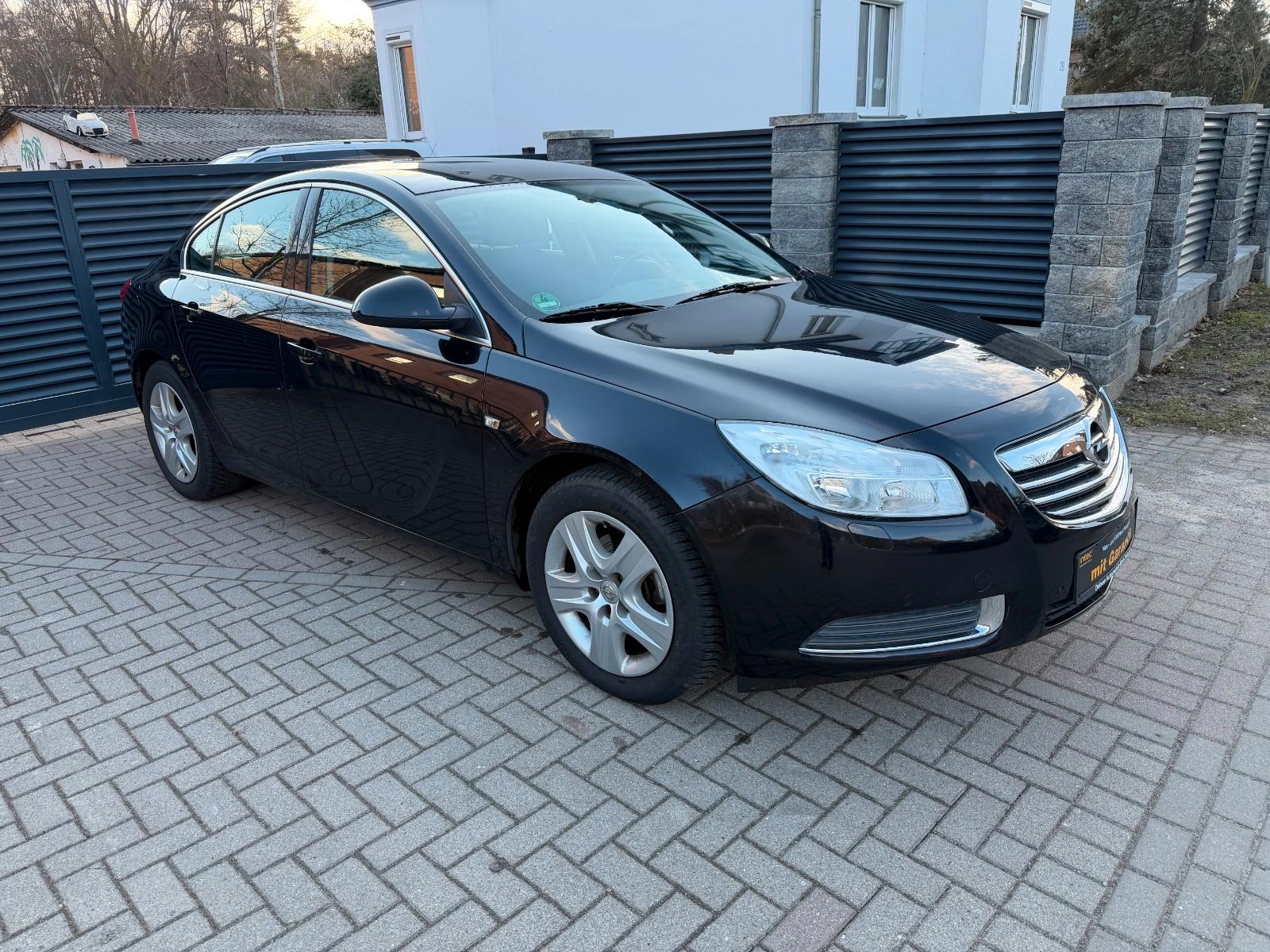 Opel Insignia A Lim. Edition TÜV NEU! 2 HAND! S-HEFT!