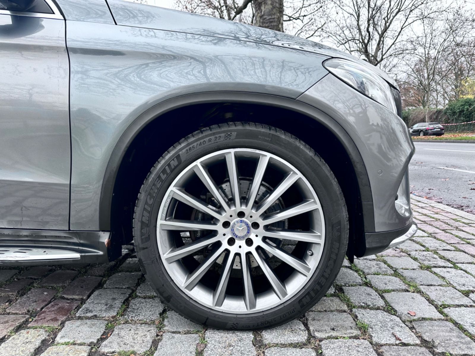 Fahrzeugabbildung Mercedes-Benz GLE 350d Coupe 4Matic*AMG*Airmatic*HarmanKardon*