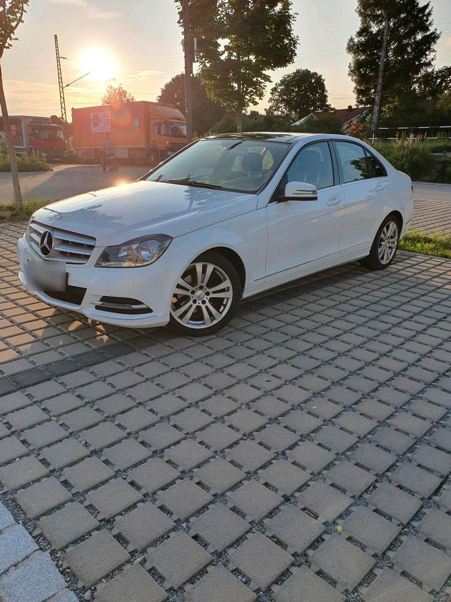 Mercedes-Benz C 180