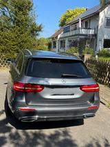 Mercedes-Benz WIDESCREEN/360/PANO/AHK/DISTRONIC - Mercedes-Benz E 220 in Krefeld