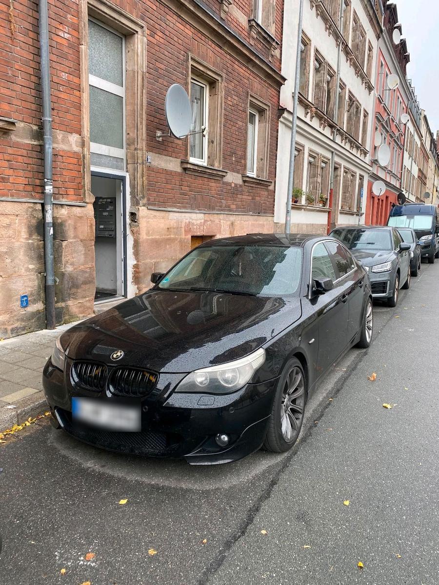 BMW 525