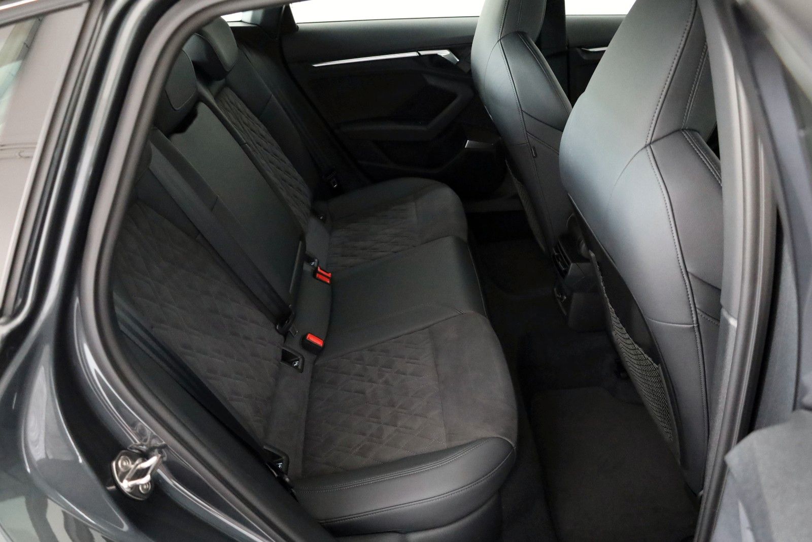 Fahrzeugabbildung Audi RS3 SB quattro Optik/Assistenz Pak,ACC,B&O,LED