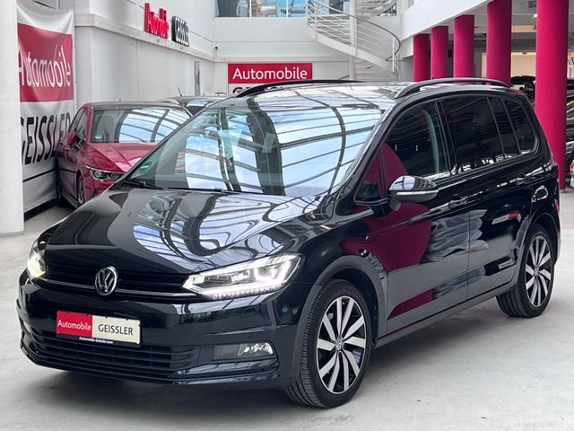 Volkswagen Touran  Highline  DSG+LED+AHK+Panoramad.+Massage