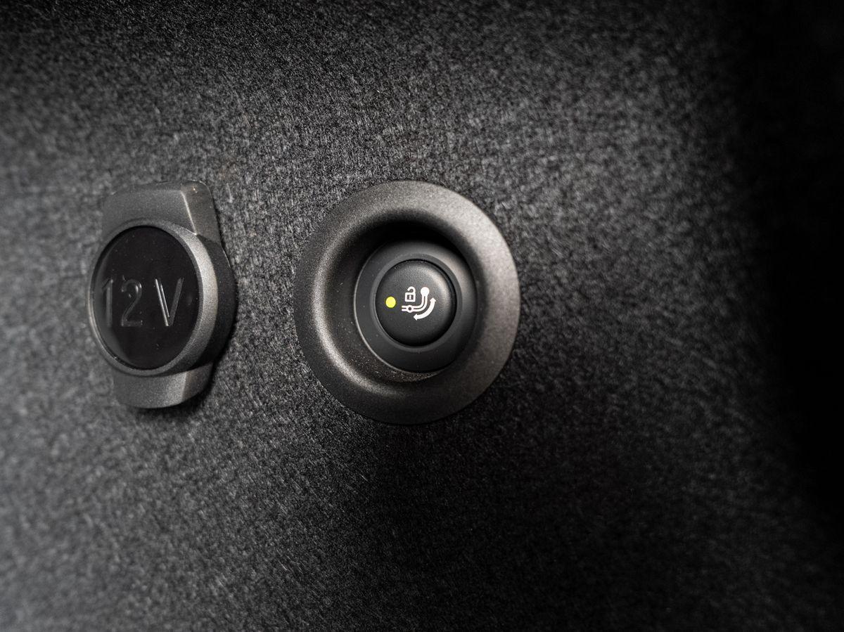 BMW X1 sDrive20i AHK AdLED Aktivsitz KoZg Spiegelpak, миниатюра 22