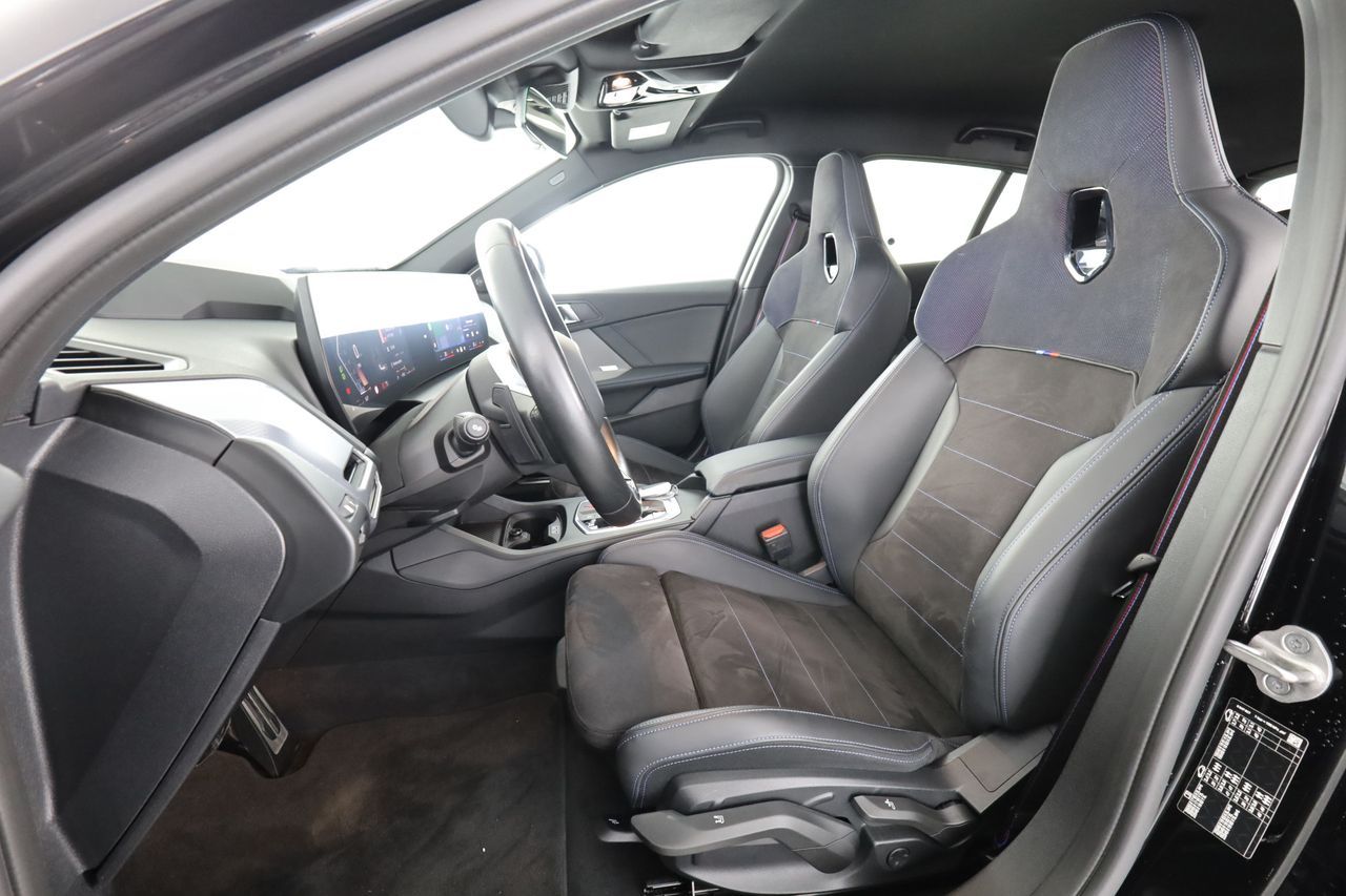 BMW Serie 1 (F70) 120 48V MSport Pro imagem 2